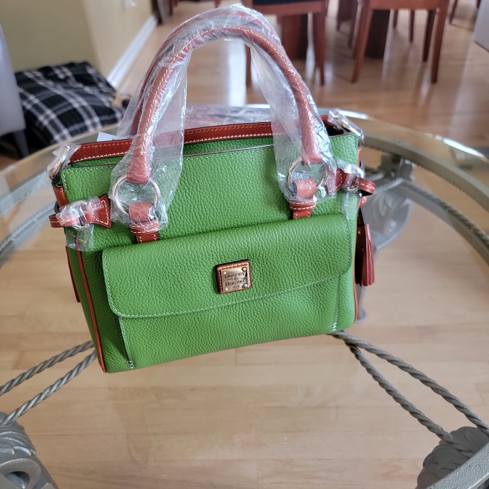 Dooney & Bourke NWT Medium Pocket Satchel w/ Wallet - Picture 6 of 16
